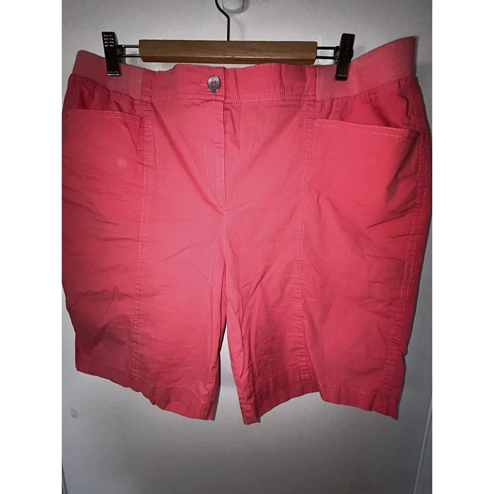 Chicos travel bermuda shorts Sz 3 travel beach resort cruise everyday